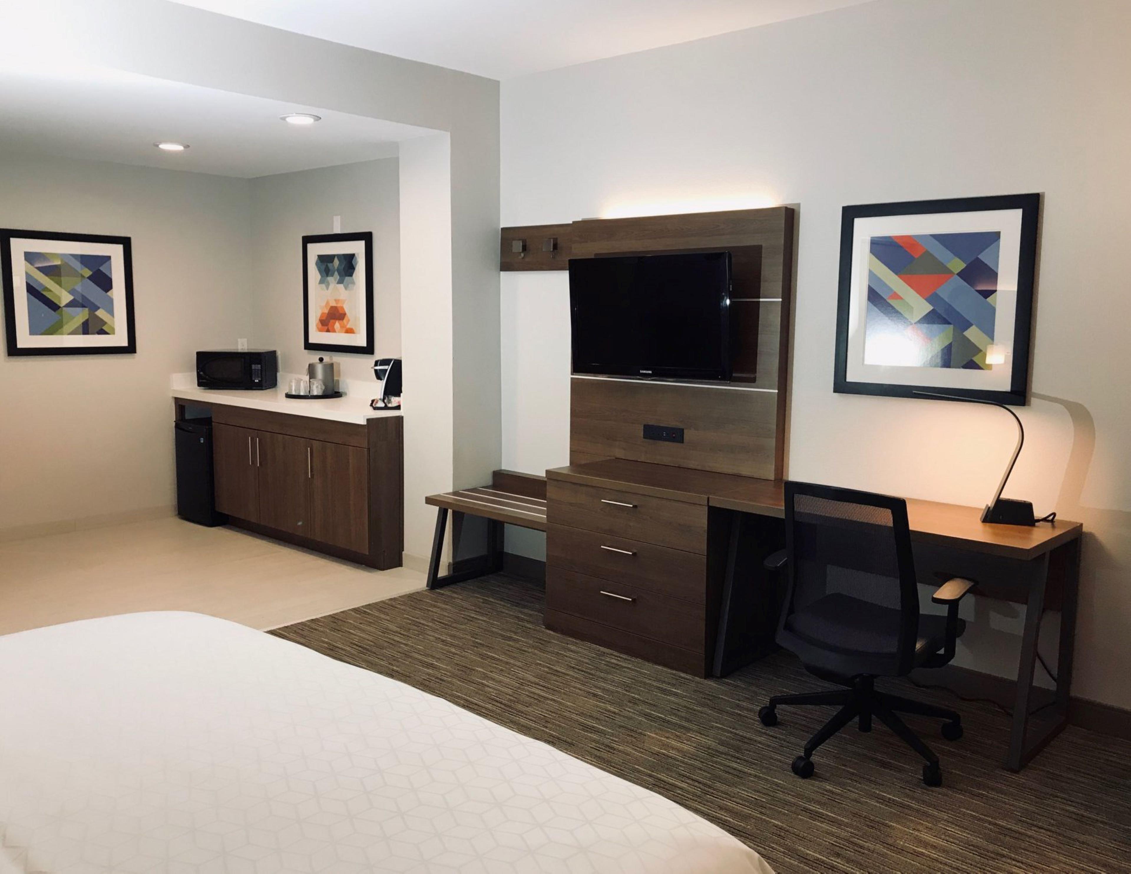 Holiday Inn Express Fremont - Milpitas Central By Ihg Екстериор снимка